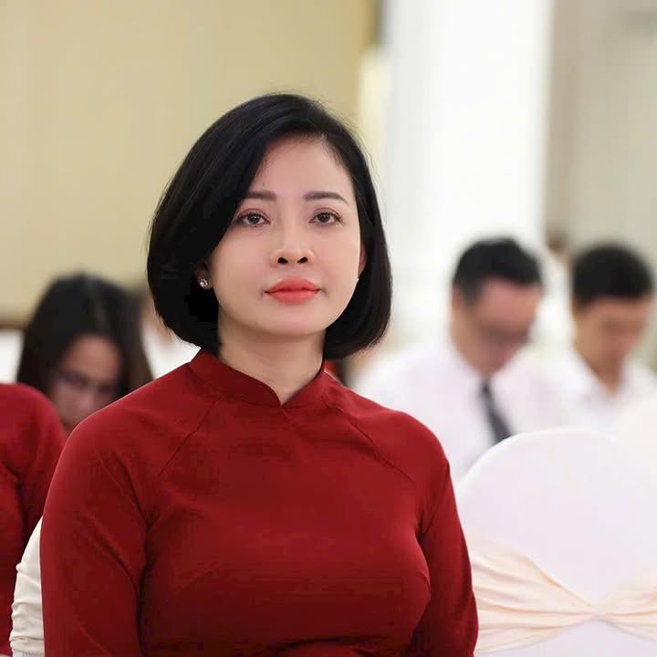 Chị Loan Đặng Thị Ngọc - Chủ Yến Sào Sơn Tùng